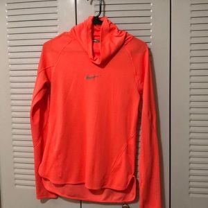 🔥🏃‍♀️ Nike Running Long Sleeve 🔥